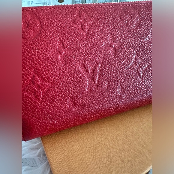 Authentic Louis Vuitton Empreinte Portefeuille Clemence Red Leather Wallet - Picture 15 of 15